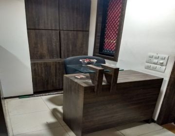 547 sqft Commercial Office Space in Ashram road