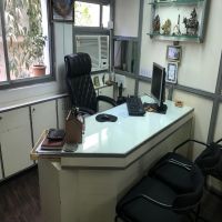 800 sqft Commercial office available in Ashram Roa