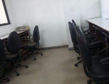 450 sqft Commercial Office Space in Ahmedabad