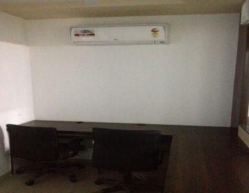 932 sqft Commercial Office Space in S.G. Highway