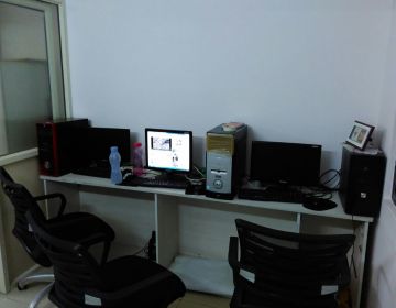 Commercial Office in Ashram Road